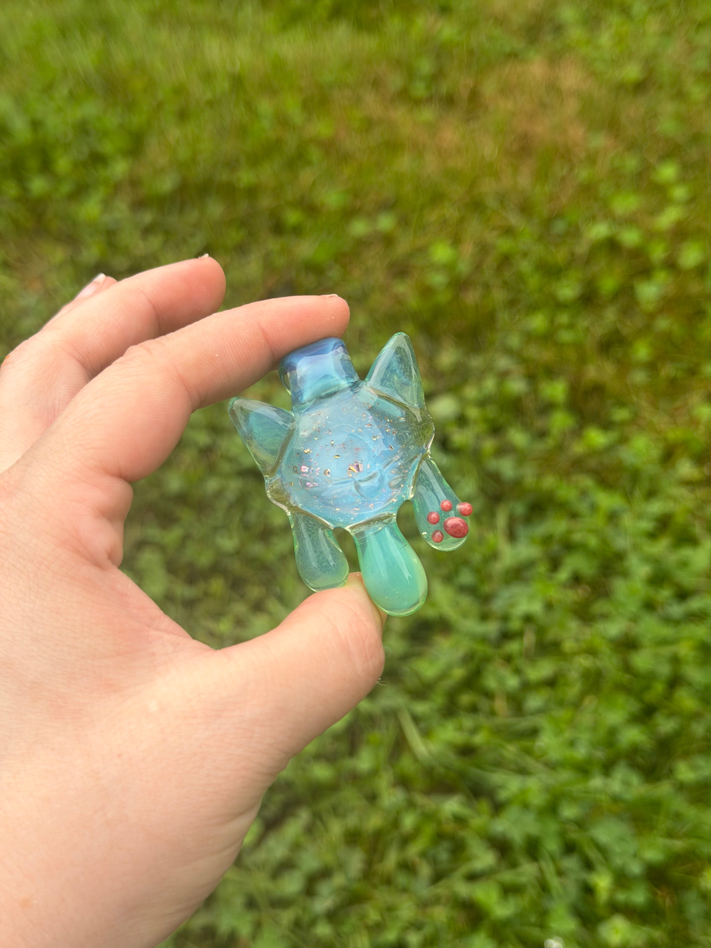 Pastel green kitty