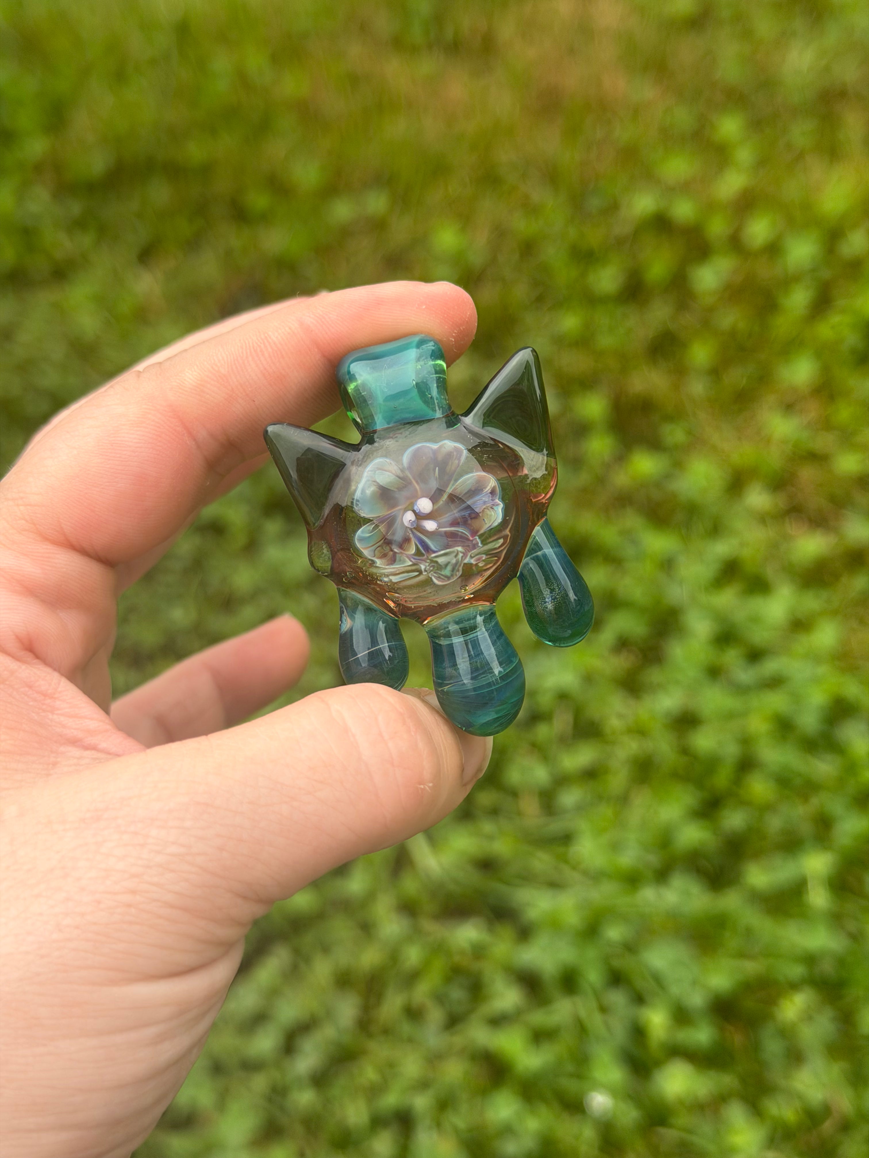 Green amber purple flower kitty